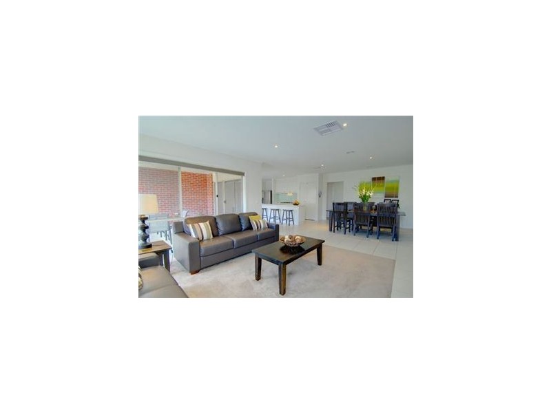 42 Lawrie Drive, Alfredton VIC 3350