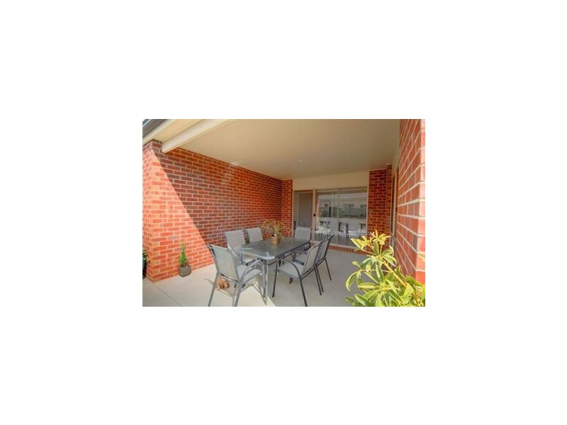 42 Lawrie Drive, Alfredton VIC 3350