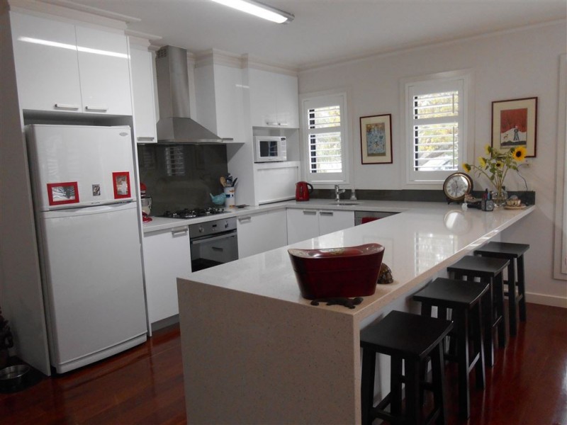 1/203a Russell Street, Newington VIC 3350