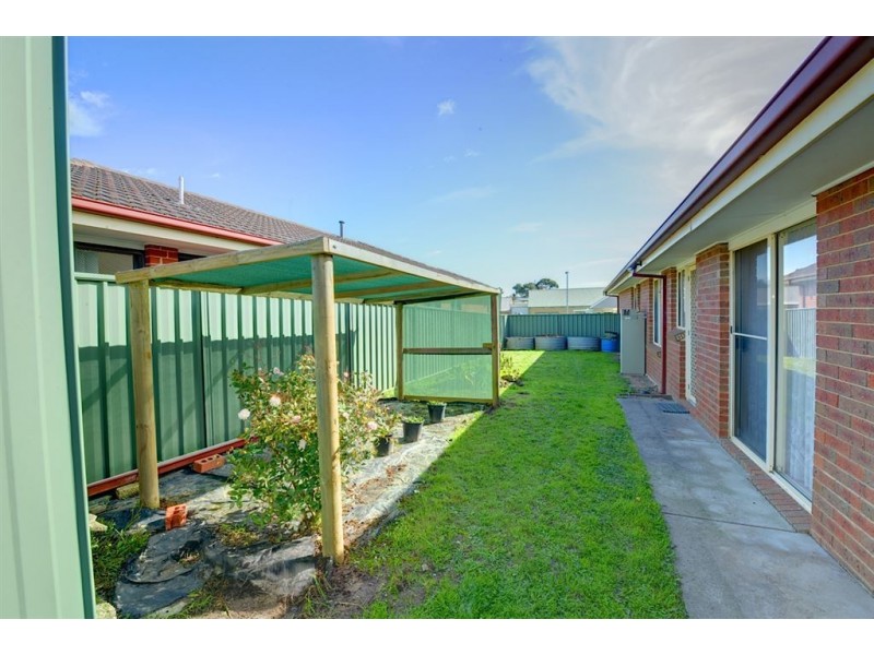 11 Balmoral Drive, Ballarat East VIC 3350