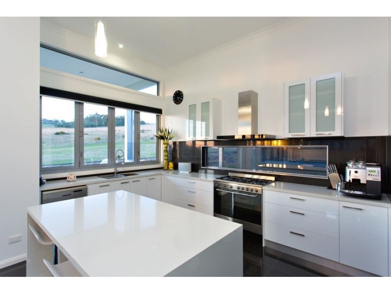 411 Buninyong – Mount Mercer Road, Buninyong VIC 3357