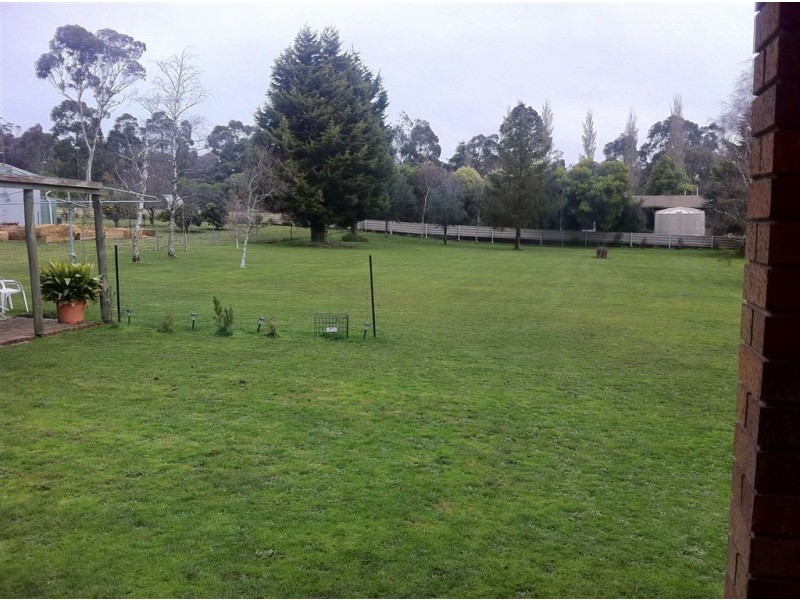 117 Cummins Road, Mount Rowan VIC 3352