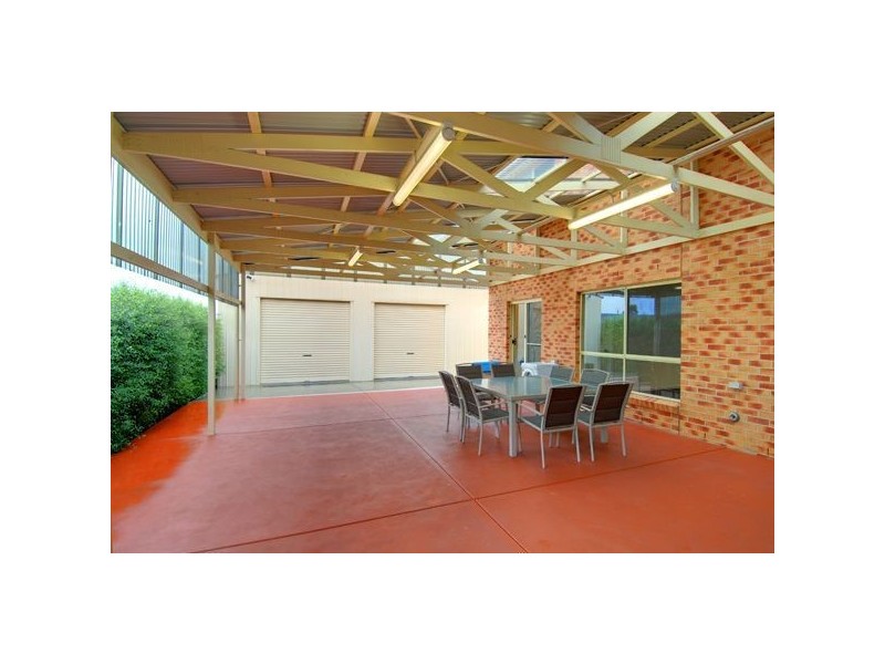 11 Menhennet Drive, Ballarat VIC 3350