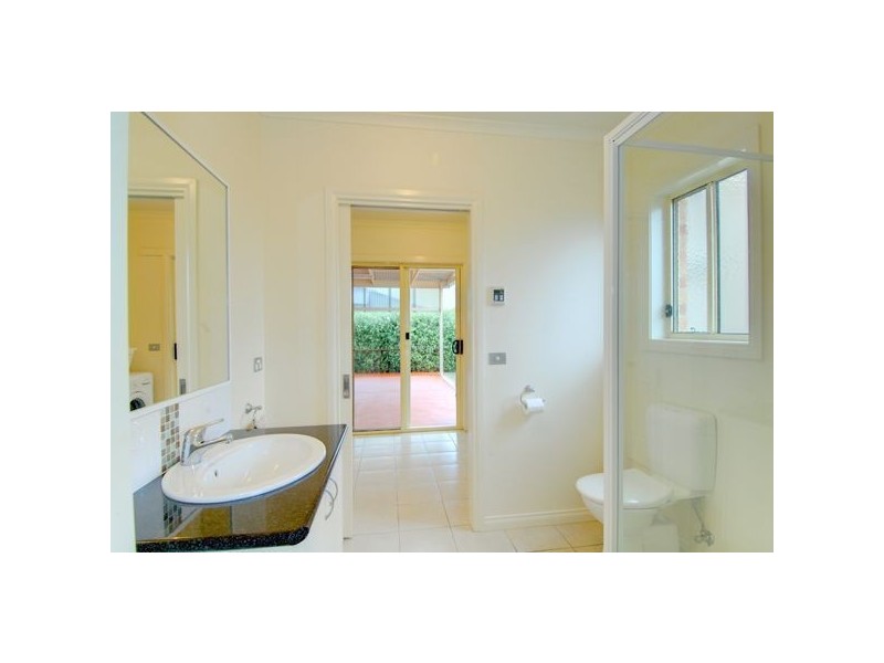 11 Menhennet Drive, Ballarat VIC 3350