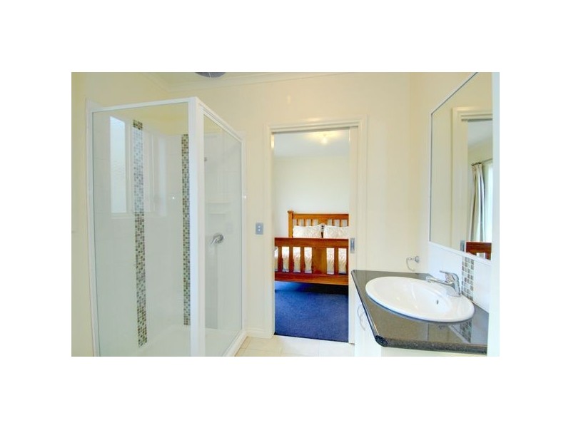 11 Menhennet Drive, Ballarat VIC 3350