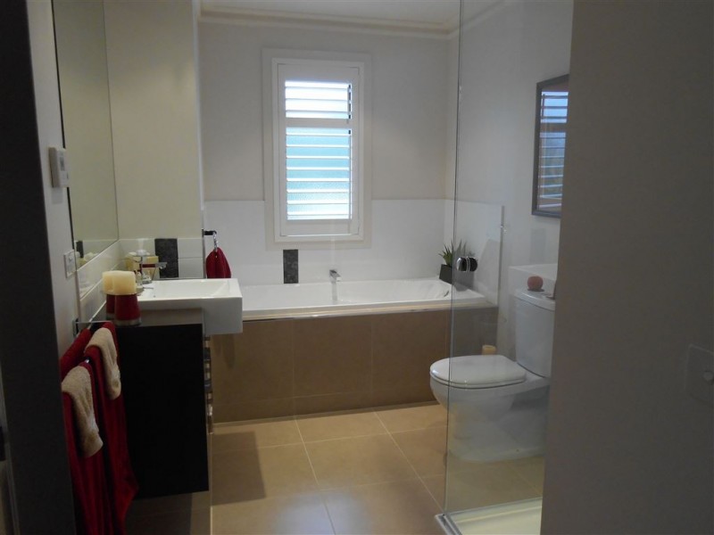 203a Russell Street, Newington VIC 3350