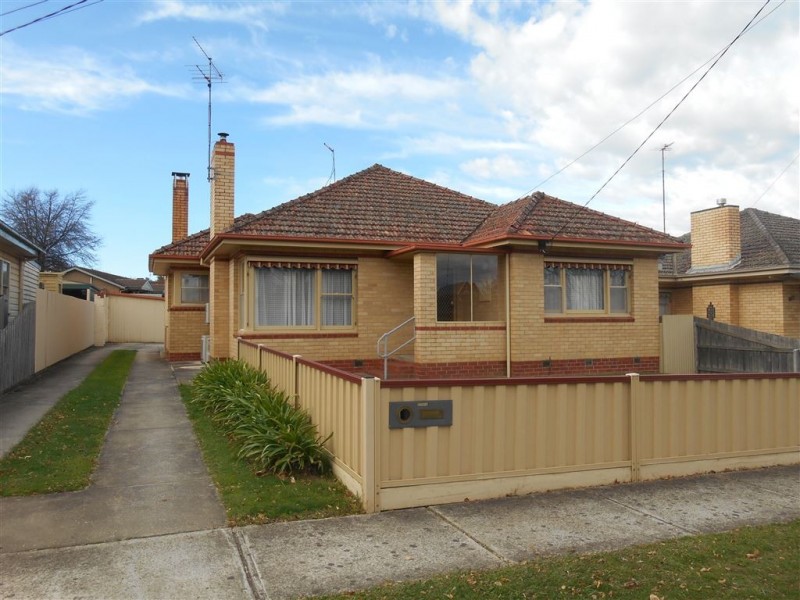 815 Talbot Street South, Redan VIC 3350