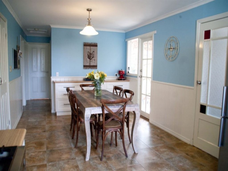 39 Young Street, Linton VIC 3360