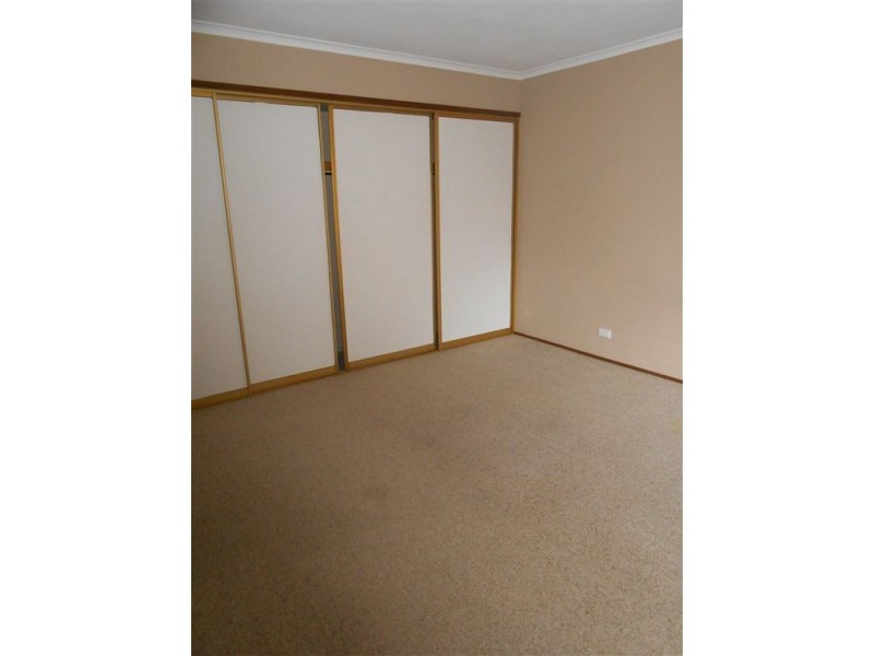 12 Mansfield Avenue, Mount Clear VIC 3350