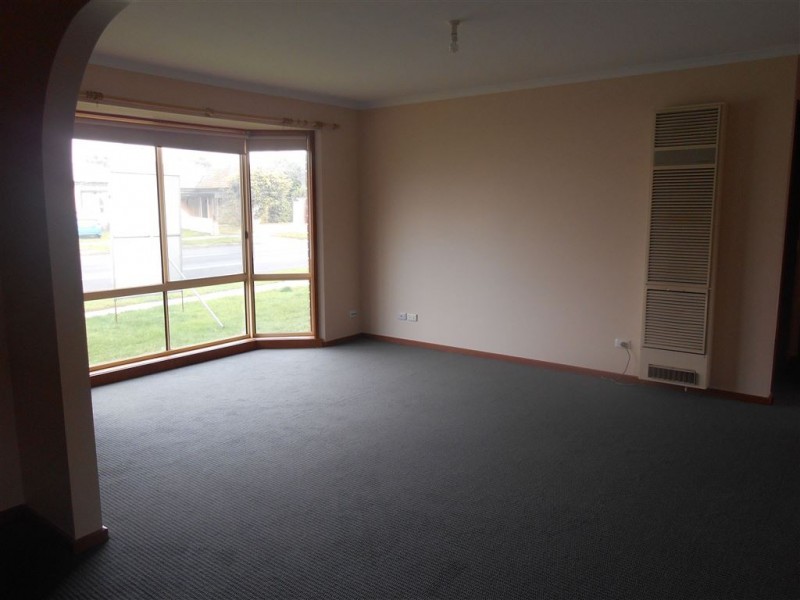 1/12 Victoria Street, Sebastopol VIC 3356