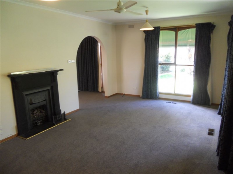 1 Margaret Avenue, Ballarat North VIC 3350