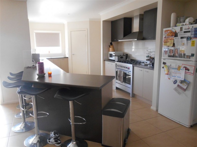 20 Macquarie Close, Delacombe VIC 3356