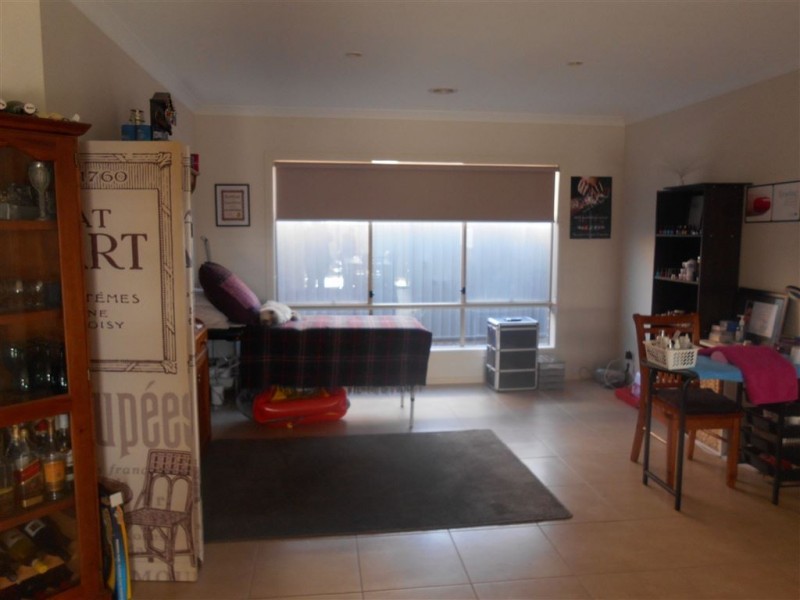 20 Macquarie Close, Delacombe VIC 3356