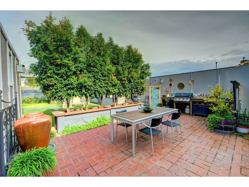 23 Howitt Street, Black Hill VIC 3350
