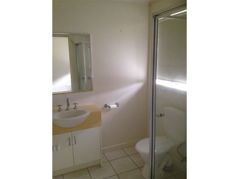 26 St Andrews Place, Lake Gardens VIC 3355