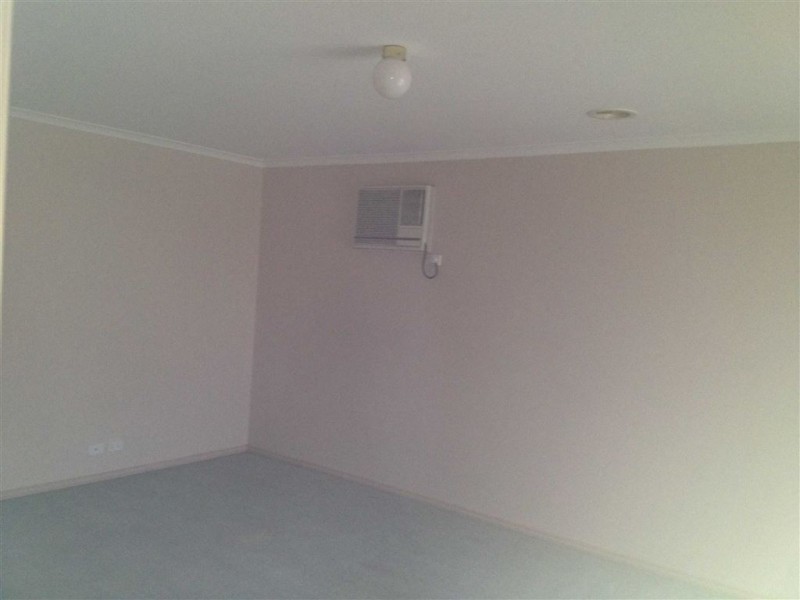 13 Balmoral Drive, Ballarat East VIC 3350
