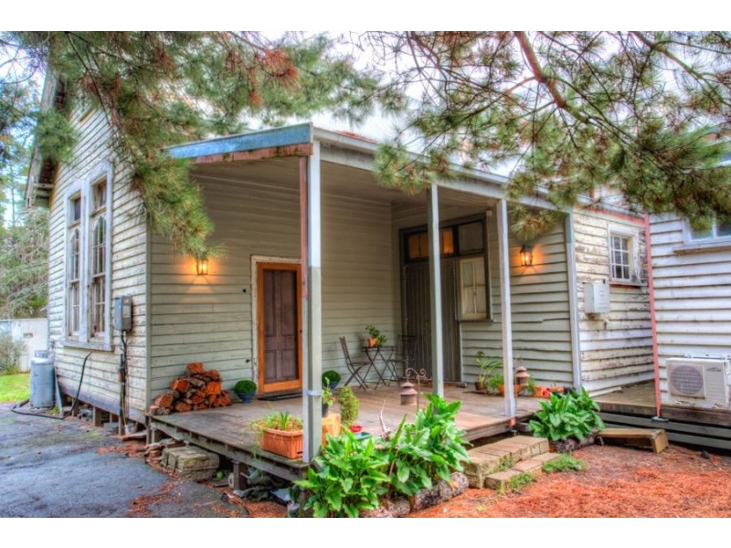 39 School Road, Corindhap VIC 3352