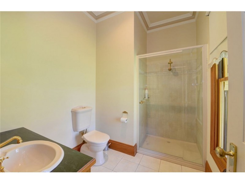 4 Gear Avenue, Mount Helen VIC 3350