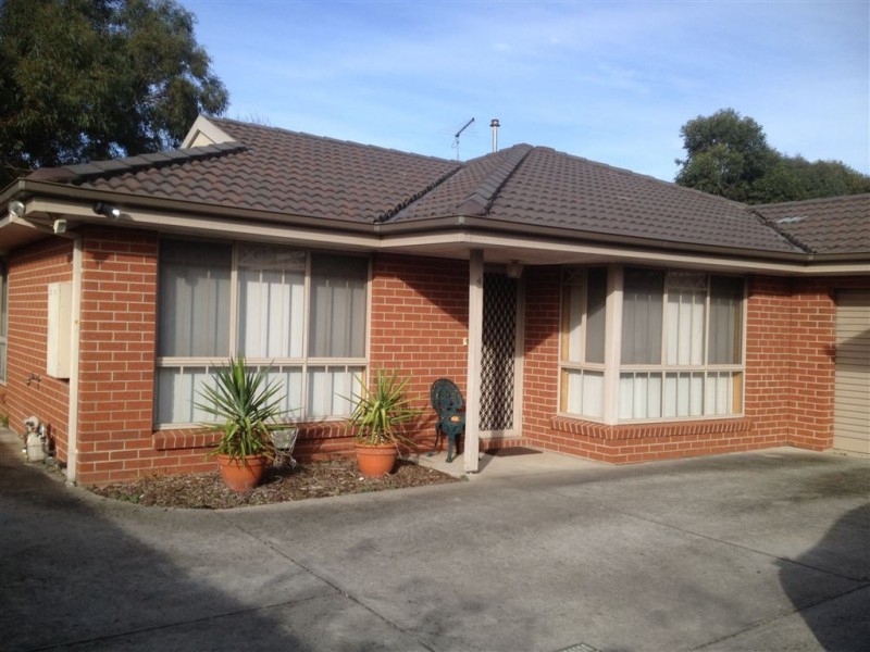 4/2 Symons Street, Wendouree VIC 3355