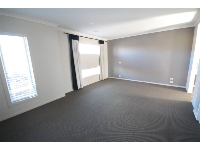 11 Baxter Street, Miners Rest VIC 3352