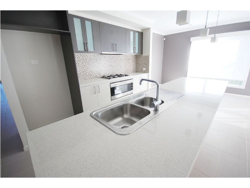 11 Baxter Street, Miners Rest VIC 3352