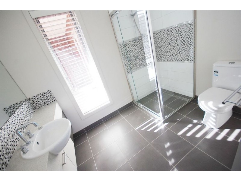 11 Baxter Street, Miners Rest VIC 3352