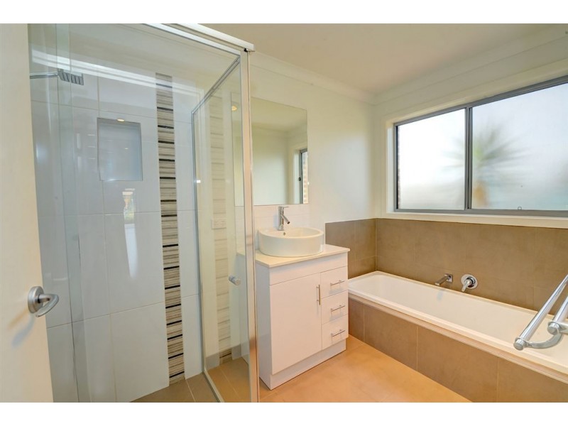 12 Lowry Crescent, Miners Rest VIC 3352