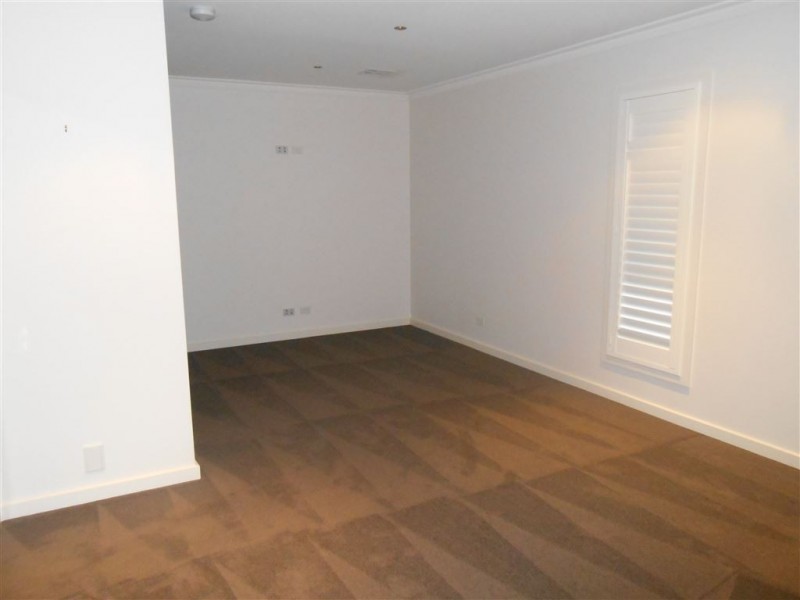 203a Russell Street, Newington VIC 3350