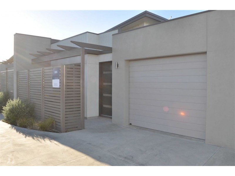3 Latitude Court, Ballarat East VIC 3350
