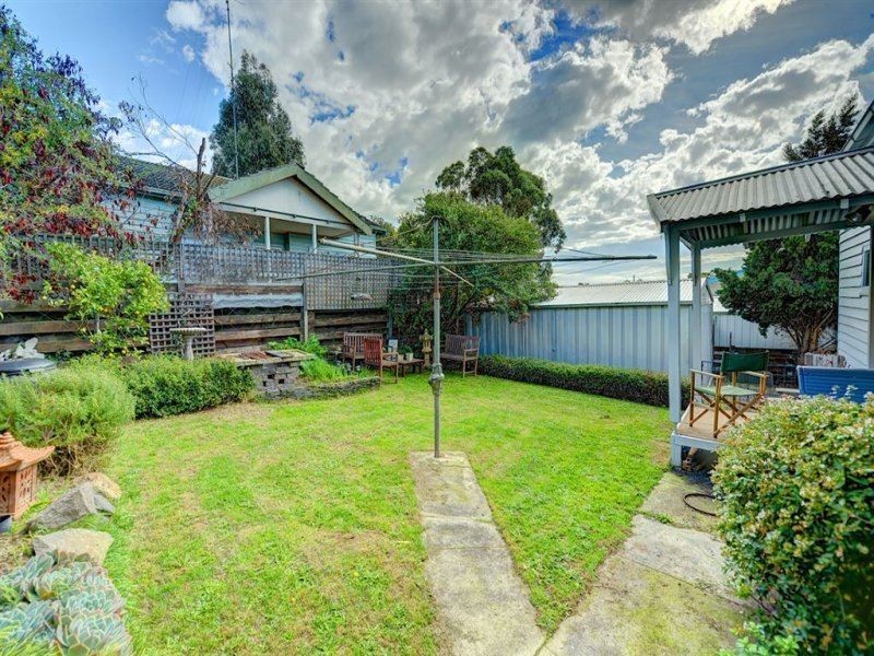 242 Joseph Street, Canadian VIC 3350