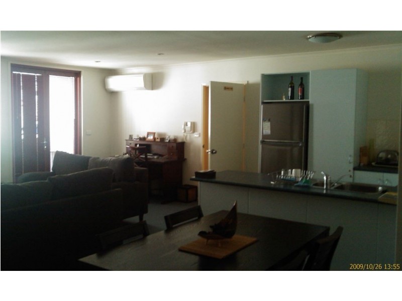 3/6 Bath Lane, Ballarat Central VIC 3350