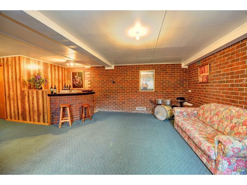 8 Teal Avenue, Ballarat North VIC 3350