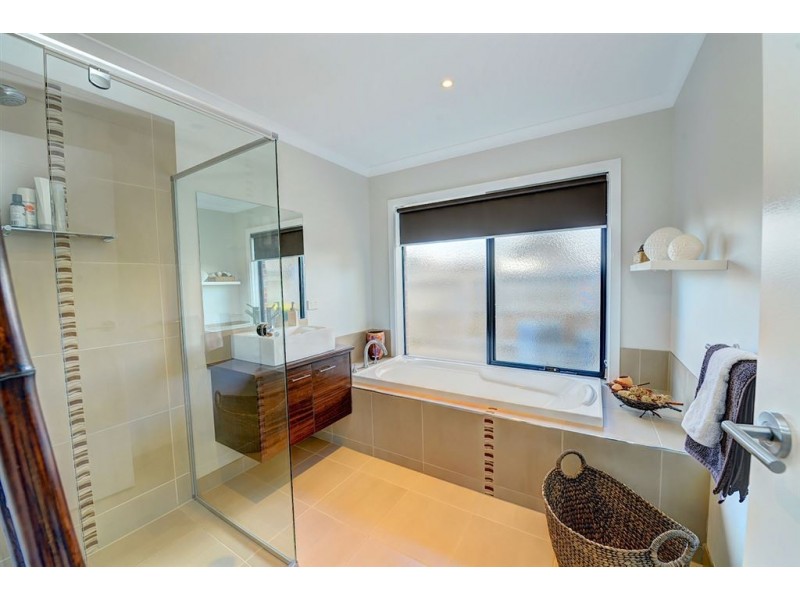 5 Skewes Court, Buninyong VIC 3357