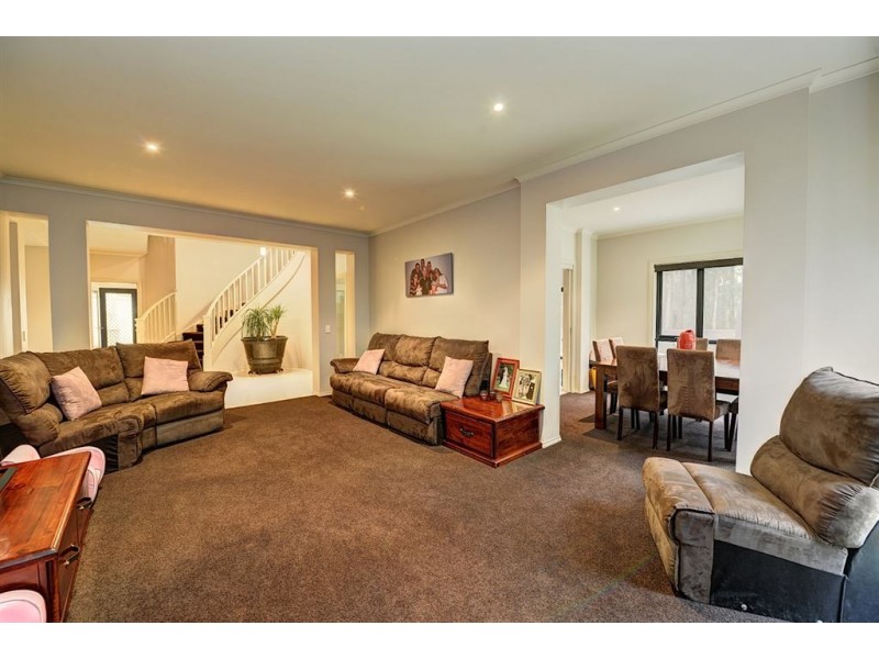 1 Isla Court, Invermay VIC 3352