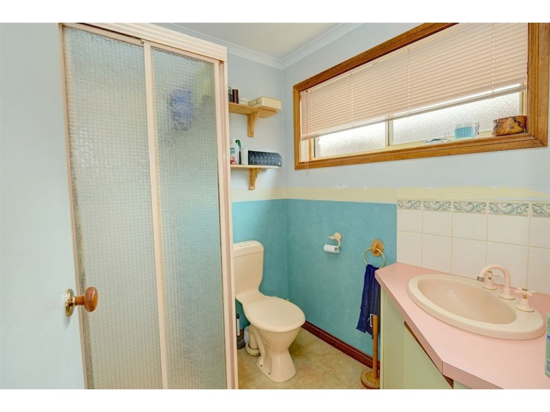15 Creswick Street, Miners Rest VIC 3352
