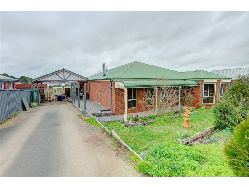 15 Creswick Street, Miners Rest VIC 3352