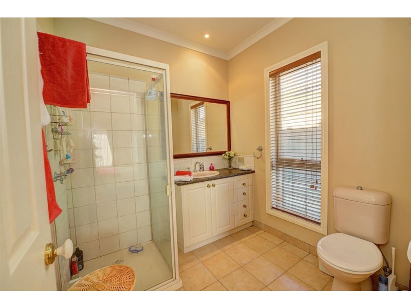 11 Merino Drive, Alfredton VIC 3350