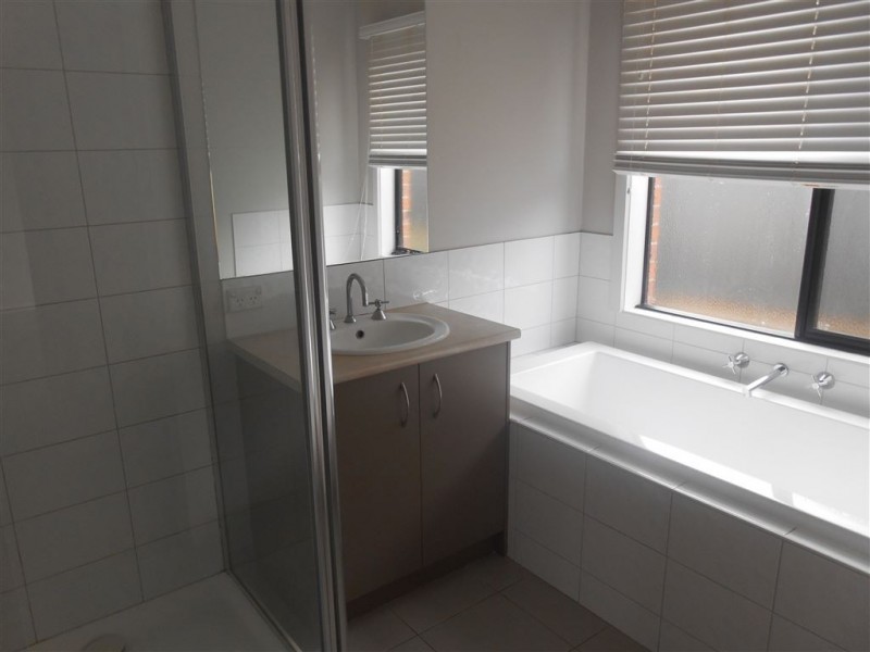 13 Daintree Close, Ballarat VIC 3350