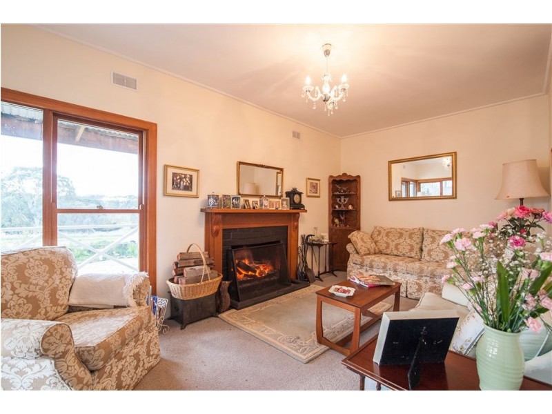 7 Gray Street, Lismore VIC 3324