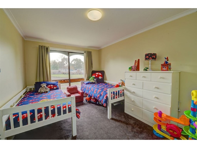 38 Clyde Street, Linton VIC 3360