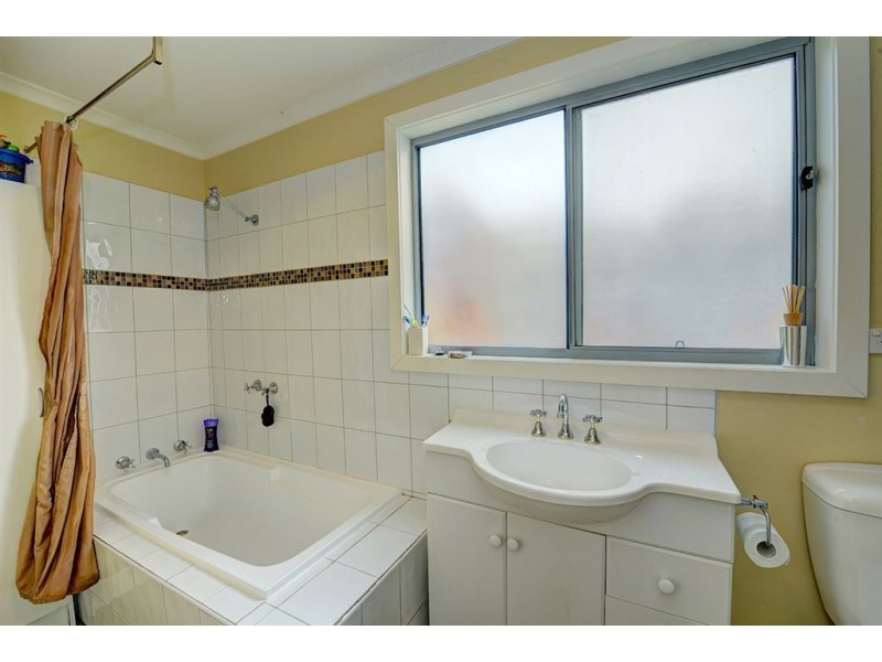 38 Clyde Street, Linton VIC 3360