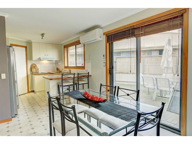 10 Jenkins Drive, Sebastopol VIC 3356