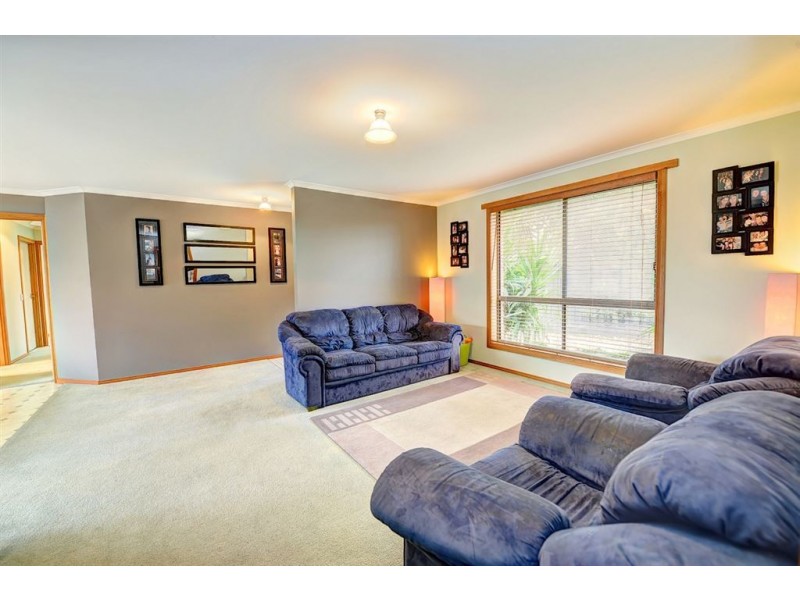 10 Jenkins Drive, Sebastopol VIC 3356