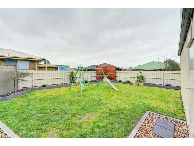 10 Jenkins Drive, Sebastopol VIC 3356