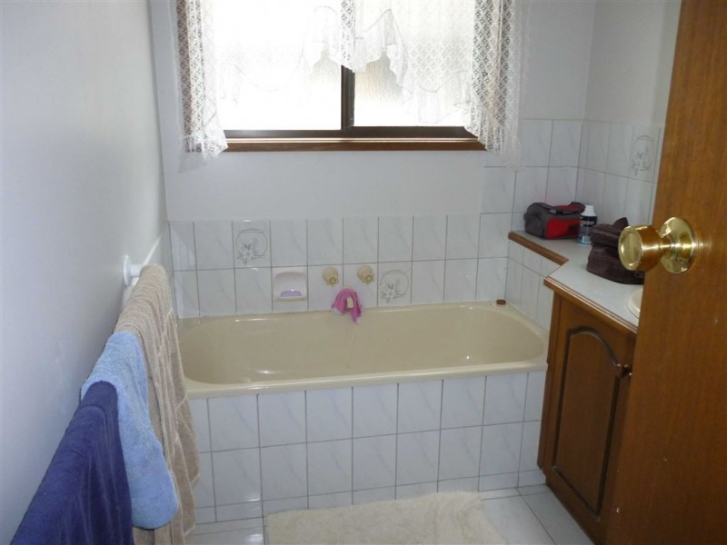 23 Shasta Drive, Delacombe VIC 3356