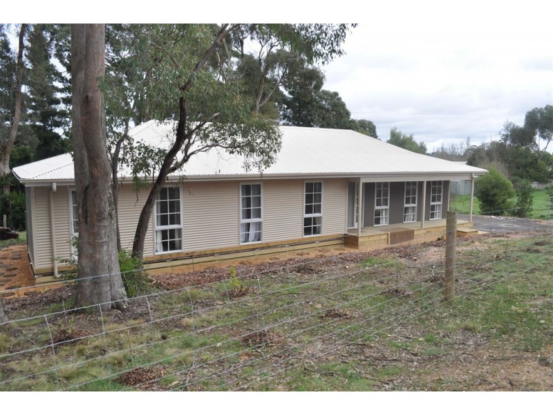 5a St Georges Lake Road, Creswick VIC 3363