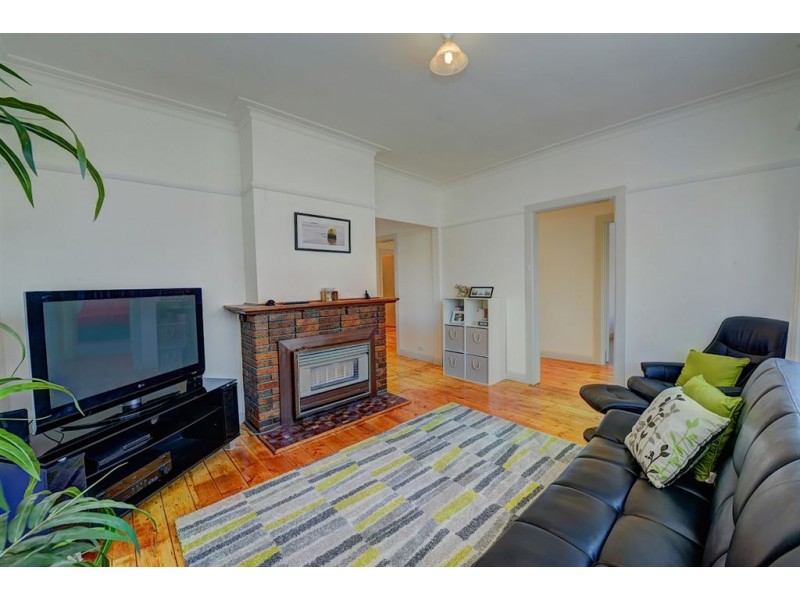 38 Alfred Street, Sebastopol VIC 3356