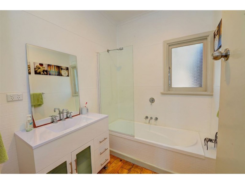 38 Alfred Street, Sebastopol VIC 3356