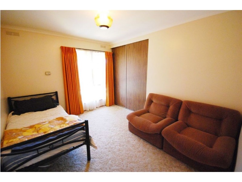 2 Yvonne, Ballarat VIC 3350