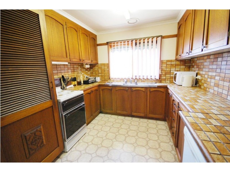 2 Yvonne, Ballarat VIC 3350